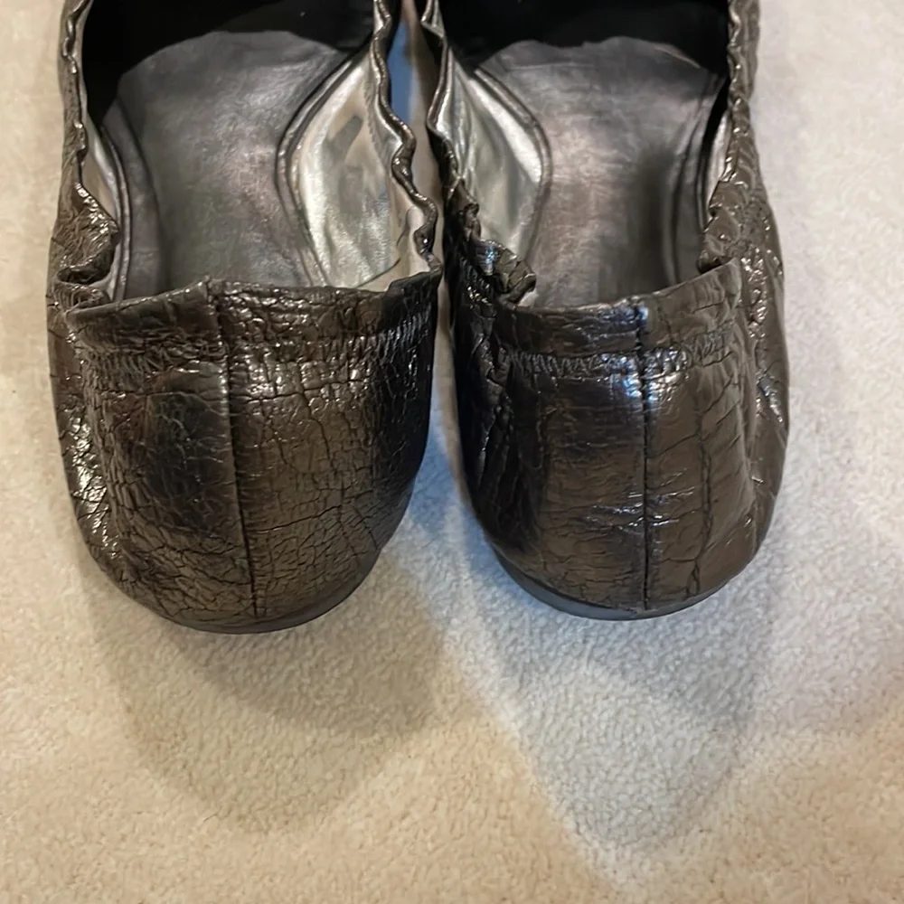 Tory Burch Kelly Ballet Flats in silver anthracite size 10